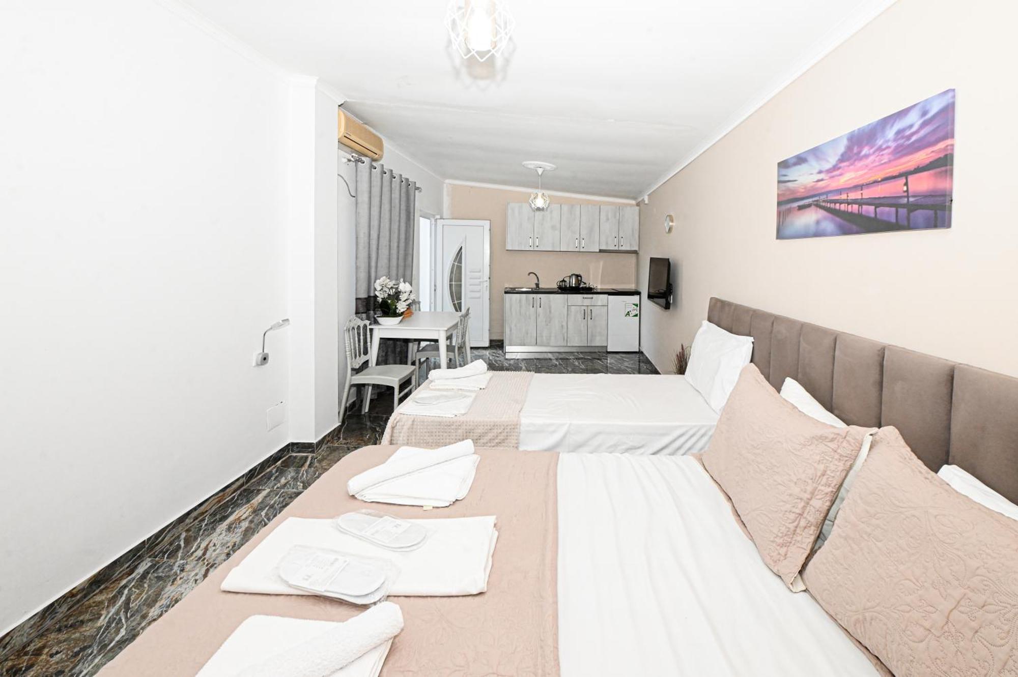 Hotel Fama Škalngur Kültér fotó