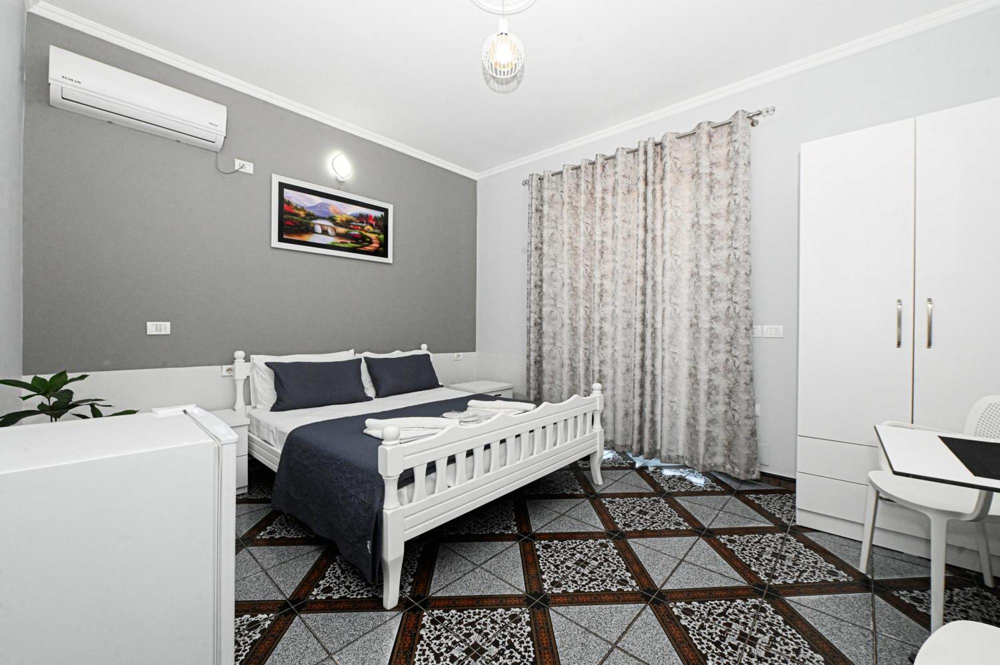 Hotel Fama Škalngur Kültér fotó