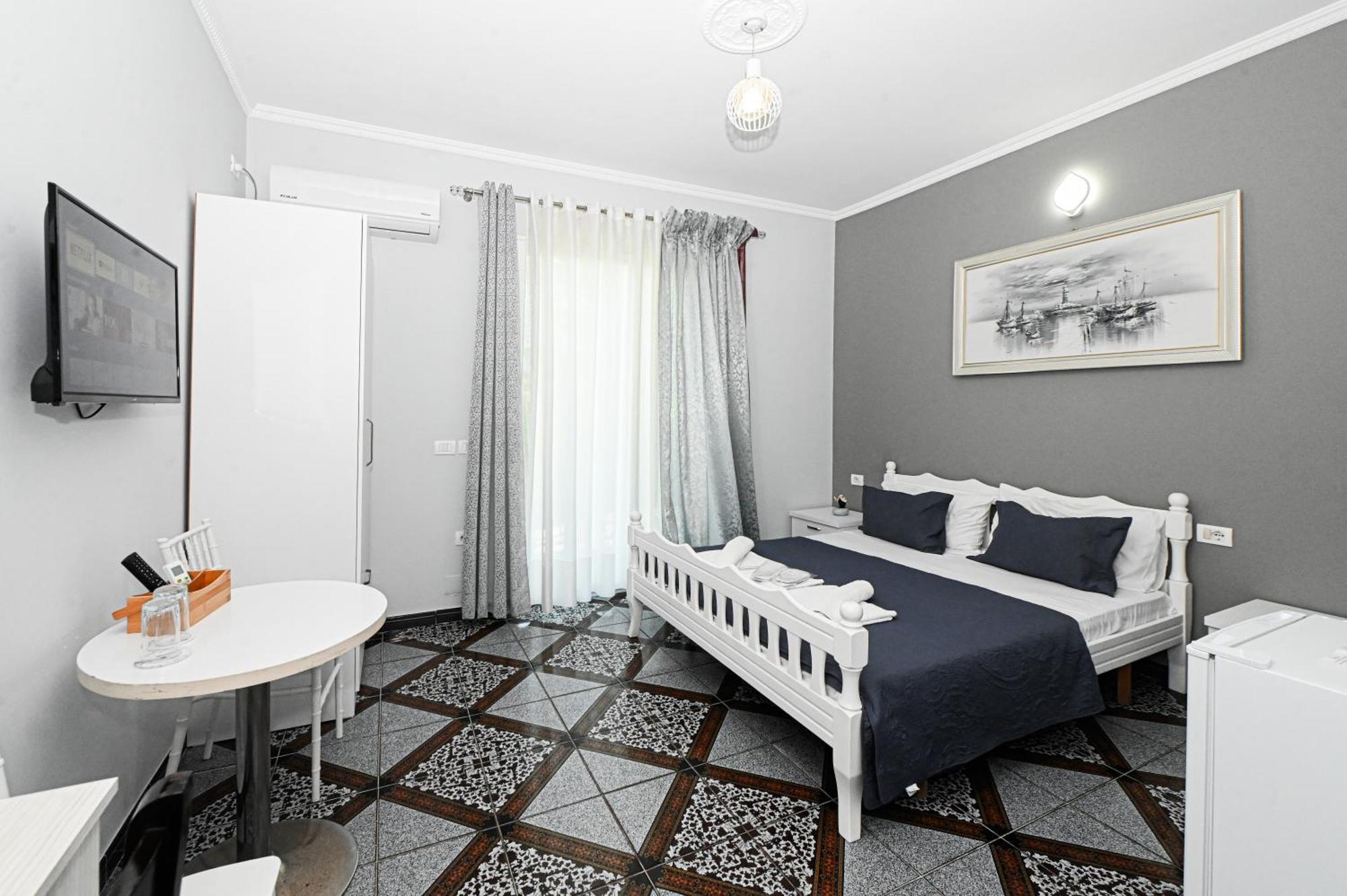 Hotel Fama Škalngur Kültér fotó